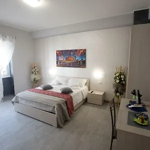 https://rooms-monteverde-2.it-romehotels.com